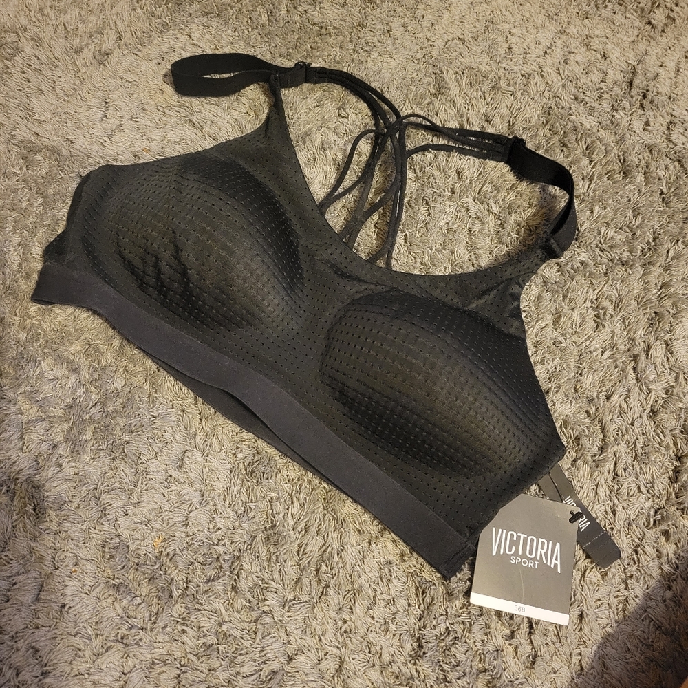 Victoria's secret sport bra
